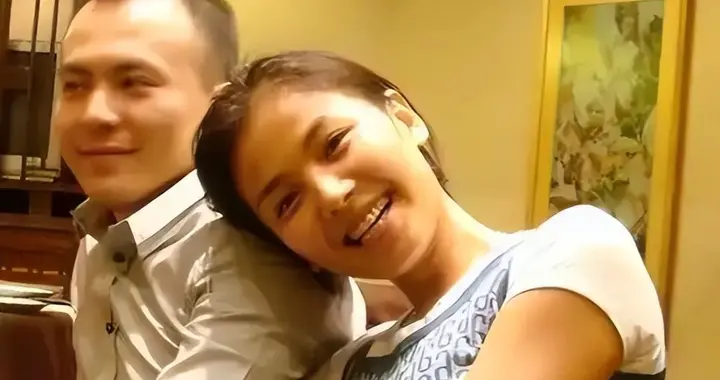 王珂也没想到，为自己还清亿万债务的刘涛，走上了另外一条上坡路