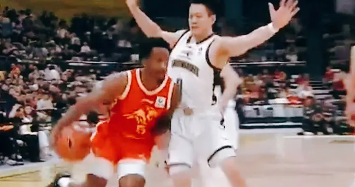 太狠了！广厦狂胜辽宁 32 分雪耻，布朗无解控场，辽宁崩盘谁背锅？