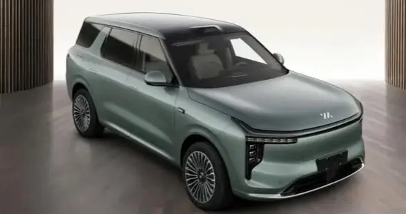 2026年8系市场新选择，智己LS8开启预售，30万内值得关注