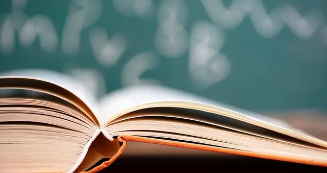 高校通识教育课程：教师授课能力提升与学生反馈应对策略