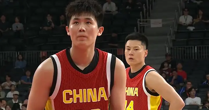 篮板球41-17！中国男篮105-59大胜巴林，廖三宁23+6爆发