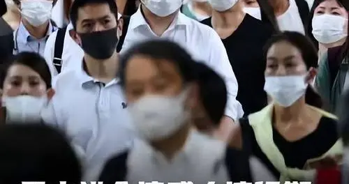 局势升级，日本爆发疫情，东京发生抗议，俄警告日本，高市或下台
