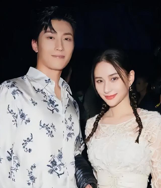 赌王女婿不好当！窦骁何超莲多次被传婚变，女方生日释放3个信号