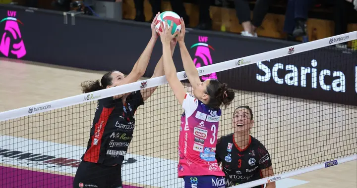 意甲联赛出现大冷门！垫底球队逆转豪门，诺瓦拉连续两场五局惜败