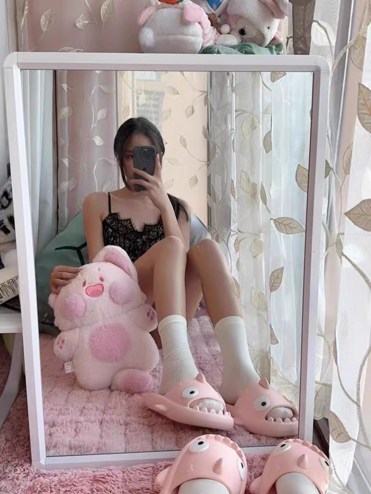 谁能拒绝这双春日氛围感女袜！