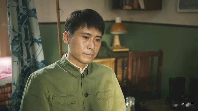 比剧情更离谱的，是这些“鸡蛋里挑骨头”式地吐槽