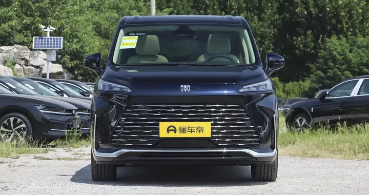 全新别克GL8陆尚PHEV！给家庭开启质感满满的多元生活