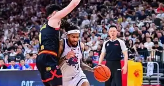 山东击败深圳背后玄机，第三节一波流才是真正胜负手