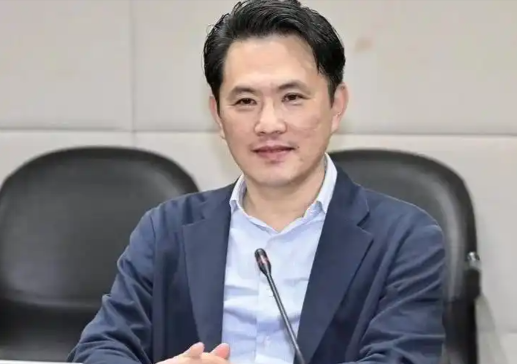 中国国民党发表严正声明，8月2日，针对菲律宾向联合国提交“关于中国黄岩...