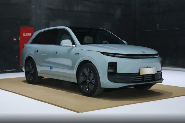 理想L6真实体验：性能强劲，配置丰富