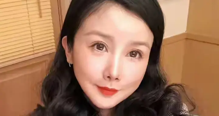 以为退圈了，实际整容认不出！盘点一眼惊艳到一眼惊吓的女明星们