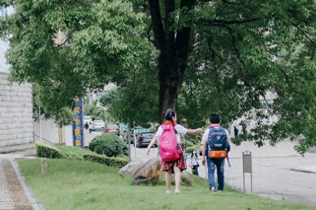杭州余杭孩子主城区上学政策解读
