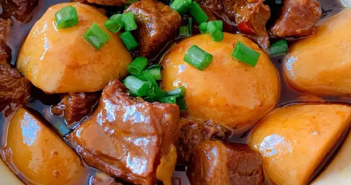 家常芋头炖牛肉味道怎么样，要不试试？