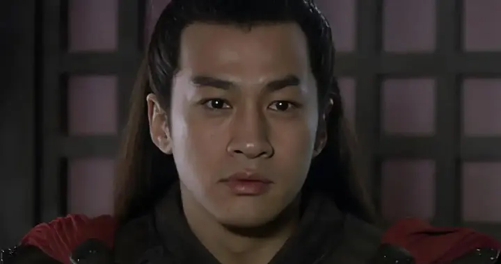 吕布为什么混不出头？不是武力不够，而是他不懂一条社会潜规则