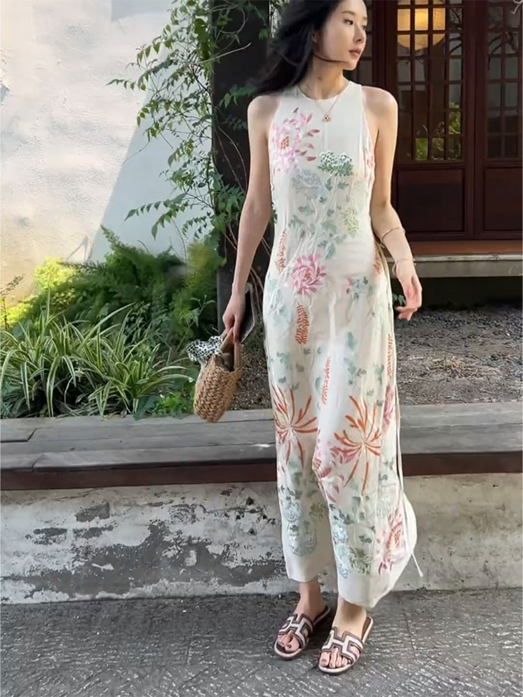 夏季小个子海边度假高级感独特收腰连衣裙子2025新款今年流行爆款