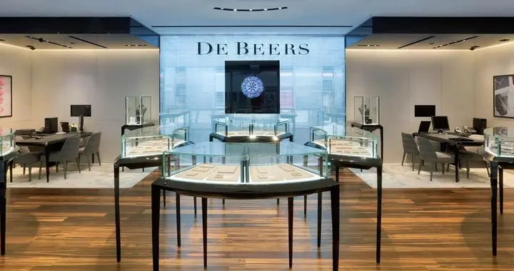 钻石恒久远难？昔日巨头控股权争夺升温，买家十余位出价349亿