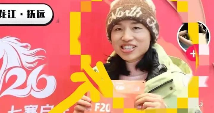 元旦第一天！最快女护士马拉松夺冠，奖金上万，笑开花