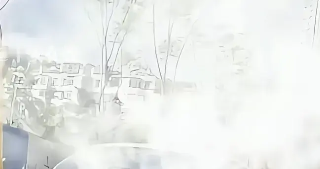 保时捷女司机撞到外卖员，拒不道歉反要求小哥赔偿，评论区炸了