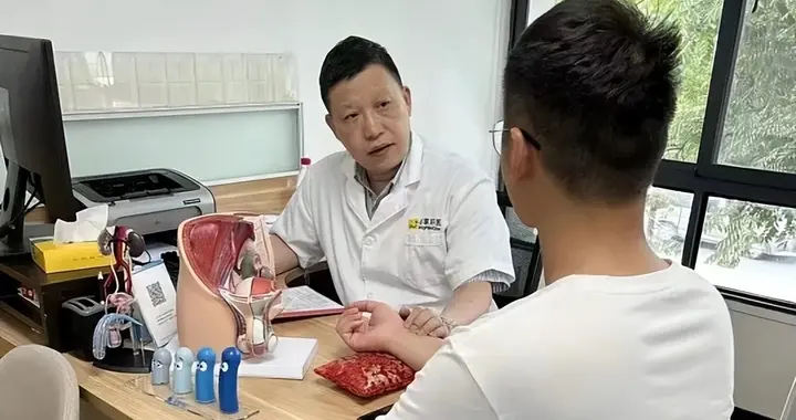 36岁肠癌晚期！他崩溃哭诉：早期从不是便血，这6个信号被我无视