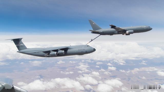 共面波导：听说美国的运输机，马不停蹄飞向