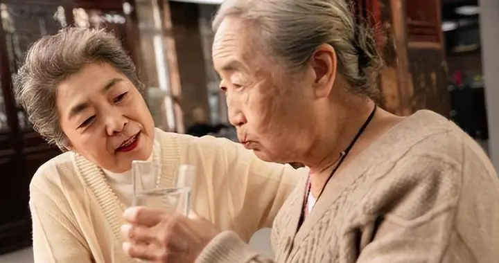 能活到90岁的，基本在60岁的时候，就已经不做这4事情了！