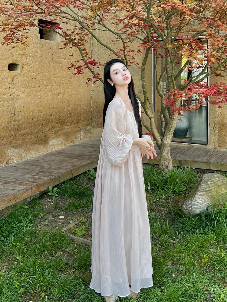 海边度假茶歇法式温柔风泡泡袖连衣裙女