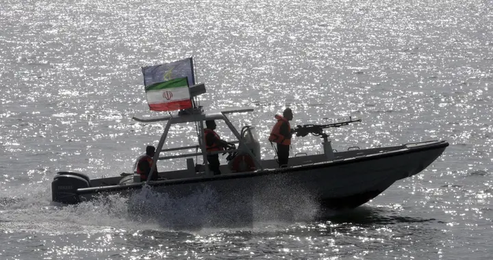 六万支枪刚落地，美伊剑拔弩张，战争到底打不打。