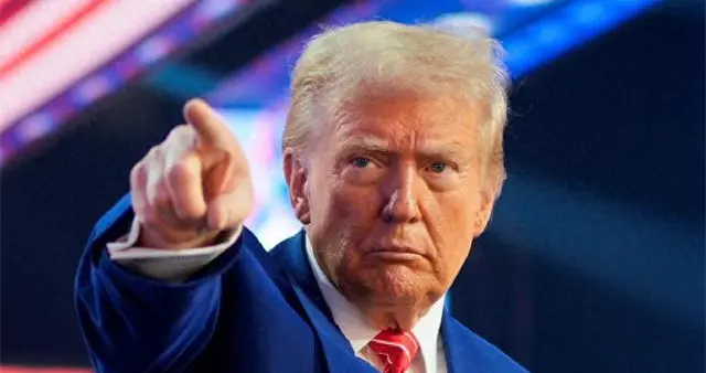 特朗普承认靠中国促成谈判，美媒反驳，实际是特朗普主动服软