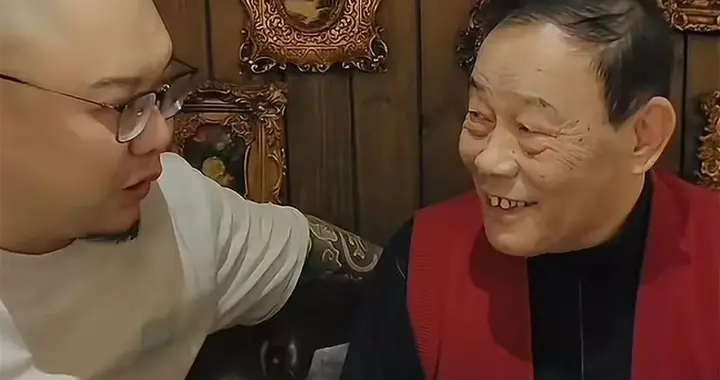 杨威应邀参加纲丝节，徒弟们发声祝贺，网友：让你们五叔情何以堪