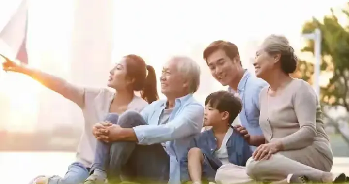 建议养老待遇“补低扶弱”实施倒推机制，精准化解养老待遇的巨差