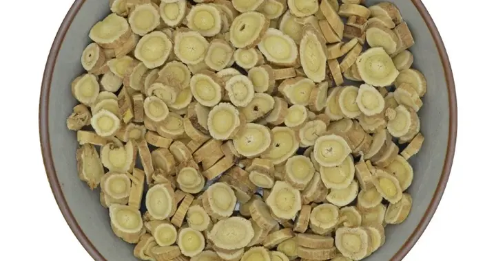 秋冬交替别慌！三味草药帮你筑牢"防御盾"