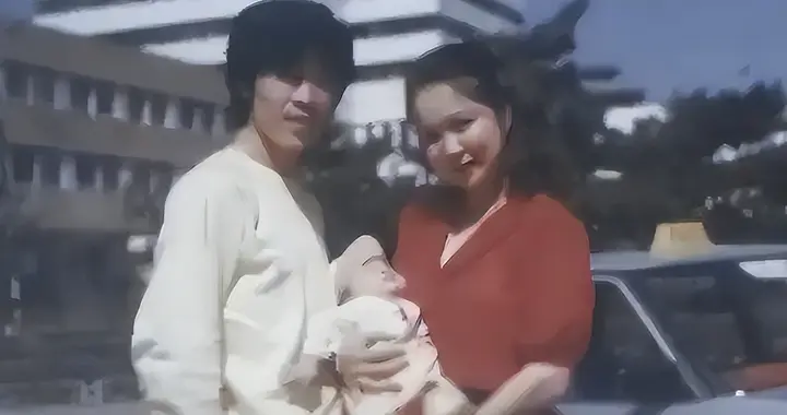 原来他就是蔡明儿子！隐瞒37年不公开，是蔡明骄傲也是心病