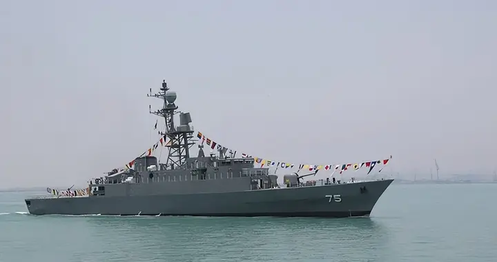 战火外溢全球：美潜艇在公海炸沉伊军舰，二战后首次，87人死亡