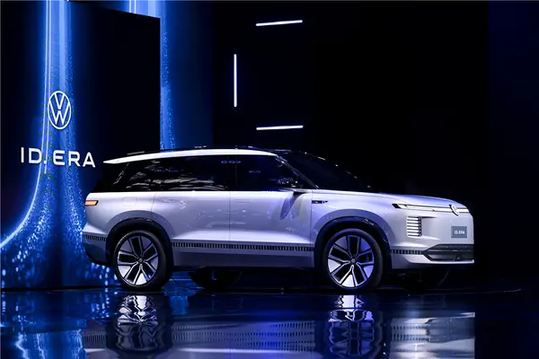 大众三箭齐发！专为中国定制，德国网友破防