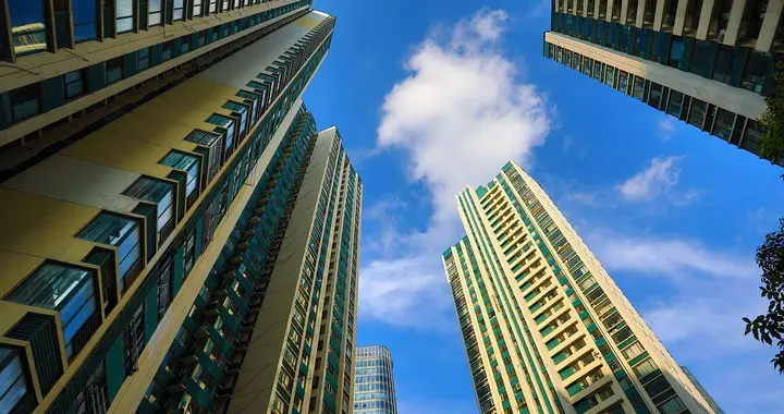 “国有房东”开始降租，租赁市场迎深度调整与行业洗牌