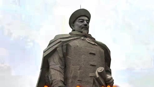 木槿论事：左宗棠收复新疆回到北京，据说慈