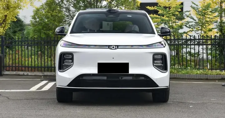 相比海狮06，长安启源Q07激光版多出零重力座椅，是否更值得选？