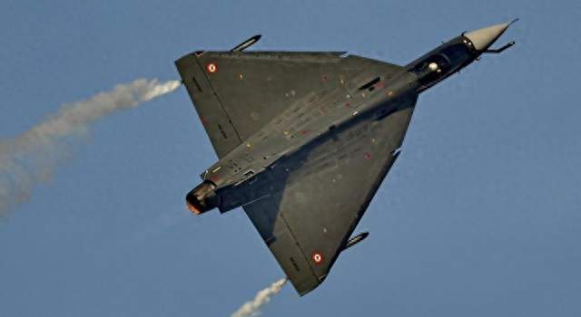 光辉战机坠毁，亚美尼亚要取消订单？印专家：他们更想买苏-30