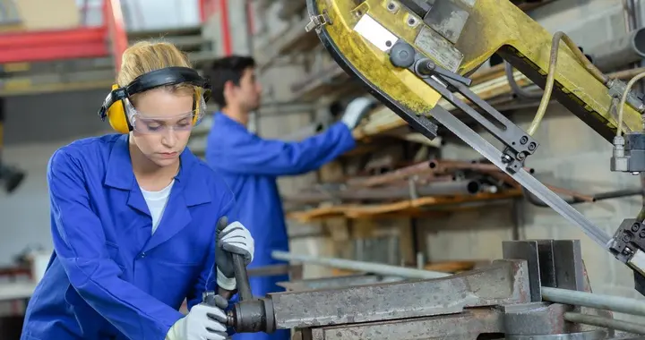 一个高中生的婚殇