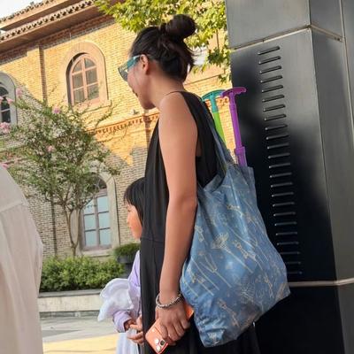 彩虹吃瓜娱乐：张婉婷疑似怀三胎了，网友偶