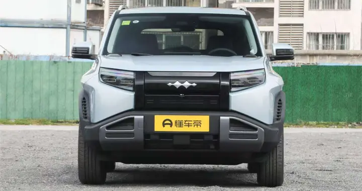 方程豹钛3闪充版：满足多元化用车场景，空间大＋效率高！