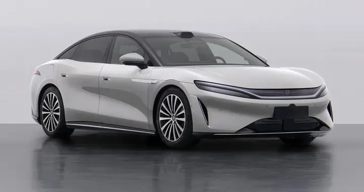 比亚迪又一旗舰轿车！大汉谍照曝光，续航超1000km，预计26万起