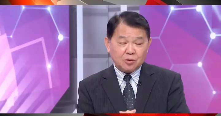 大陆海军为了躲台风出港110几艘军舰，这下好了给台独吓坏了