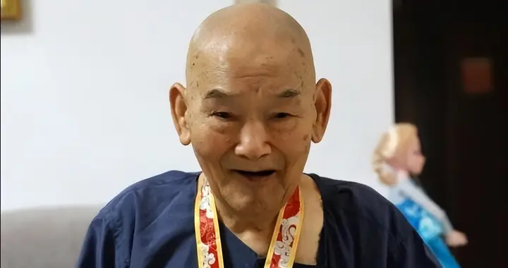 86岁老人随口乱说代号，儿子上报后，国安领导：马上汇报中央部委