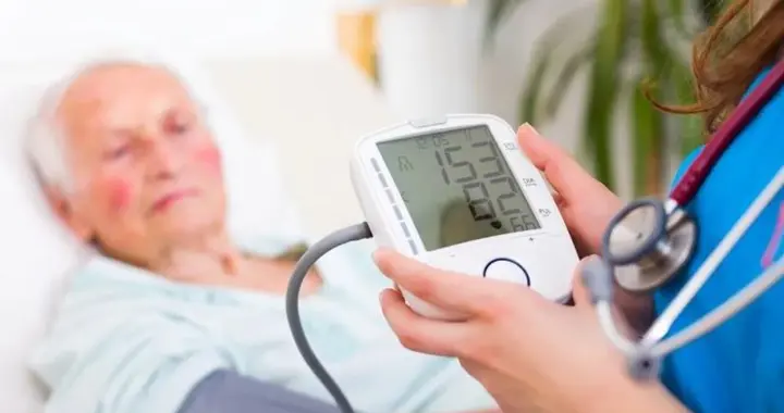 老人血压156/64，压差这么大，该如何控制？看完心里就有数了