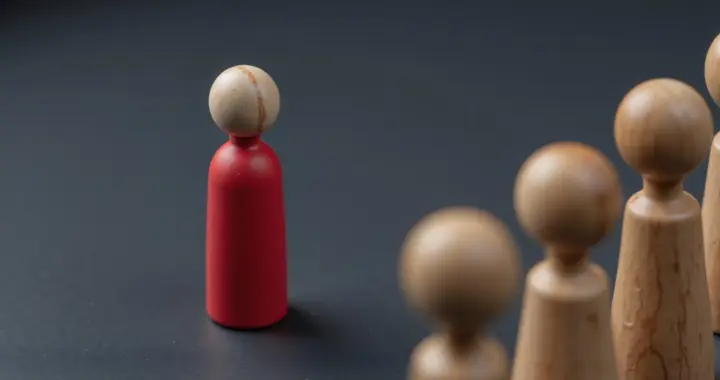 真正厉害的领导警告人，从不拍桌子骂人，只说这一句话