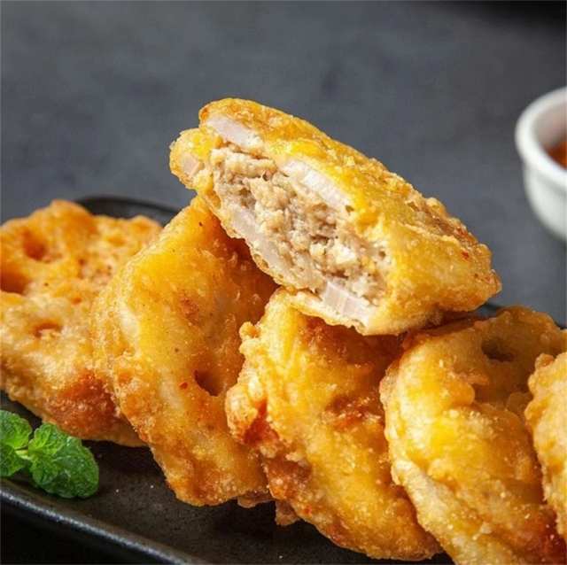 寻味舌尖上的湖北瑰宝：莲藕夹肉油炸藕饼的香脆之旅