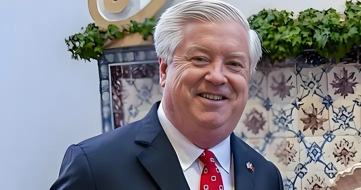 美大使代表总统支持高市，涉钓鱼岛言论引风波，办法还是纯作秀？