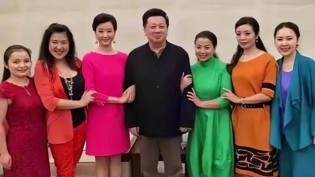 小智小慧的分享：宋祖英真是太美了，不愧是