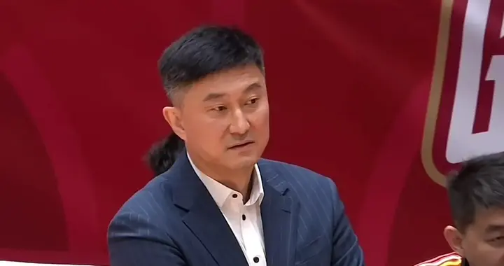 6人得分上双 胡明轩状态低迷 国青两小将让人惊喜 广东客场险胜浙江